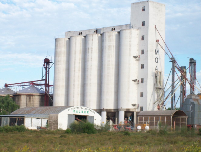 Silos de alimento balanceado